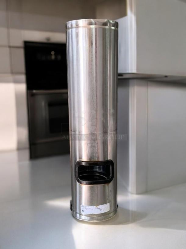 Curtis TLXA2201G Round Iced Tea Dispenser, stainless steel, excellent condition, tested and working, visible label.