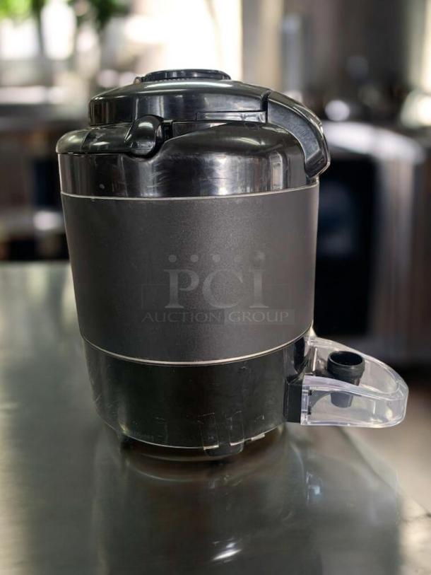 BUNN ThermoFresh Server 1.5 Gallon, model PN 42700.0001, in excellent condition, black, tested and working.