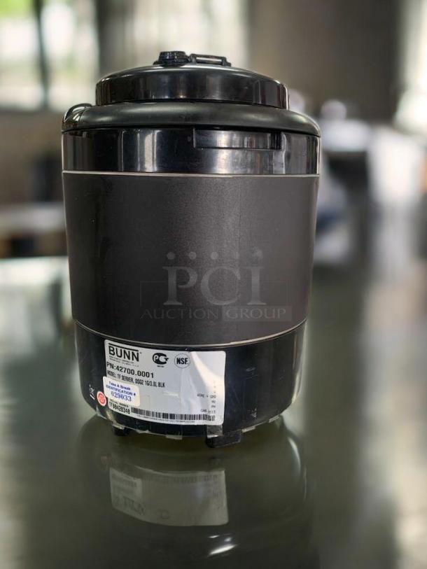 BUNN ThermoFresh Server, 1.5 Gallon, Black, model PN 42700.0001. Excellent condition, tested and working, with visible label and NSF certification.