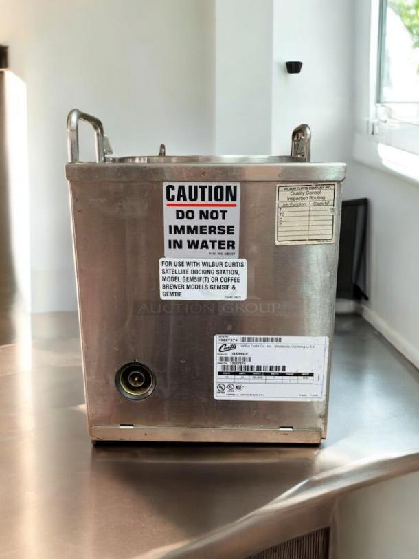 Curtis GEM-3IF IntelliFresh Satellite Server, stainless steel, excellent condition, tested, caution label, Wilbur Curtis logo.