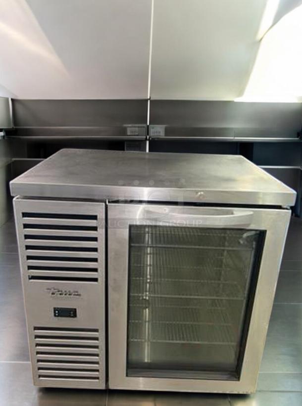 True TBR36-RISZ1-L-S-G-1 bar refrigerator, 36", swing glass door, stainless steel, top-tier condition, 115V, fully tested.