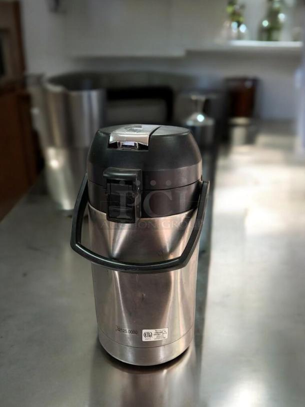 BUNN Airpot Stainless Steel Thermal Server, 3.0L, lever lid, excellent condition, tested and working.