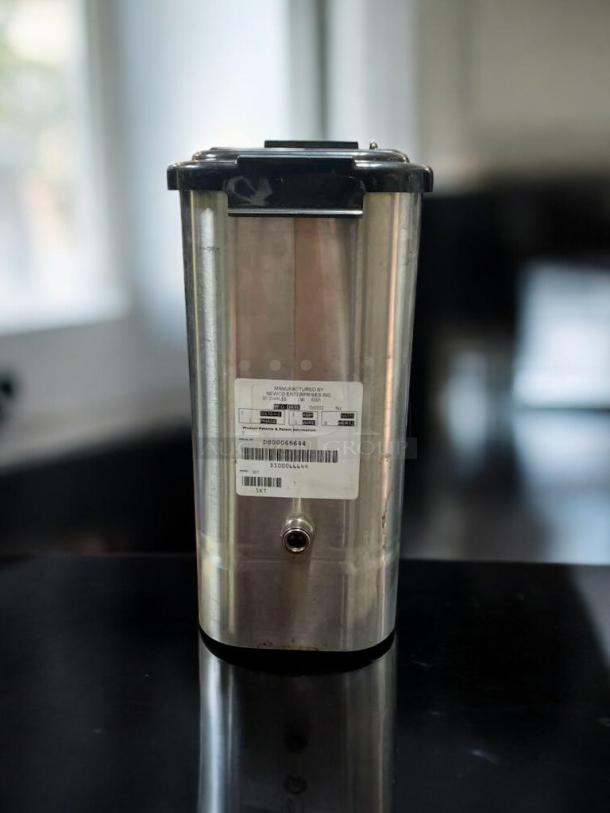 Stainless steel cold brew coffee dispenser with Tomlinson spigot, in excellent condition, generic commercial grade.