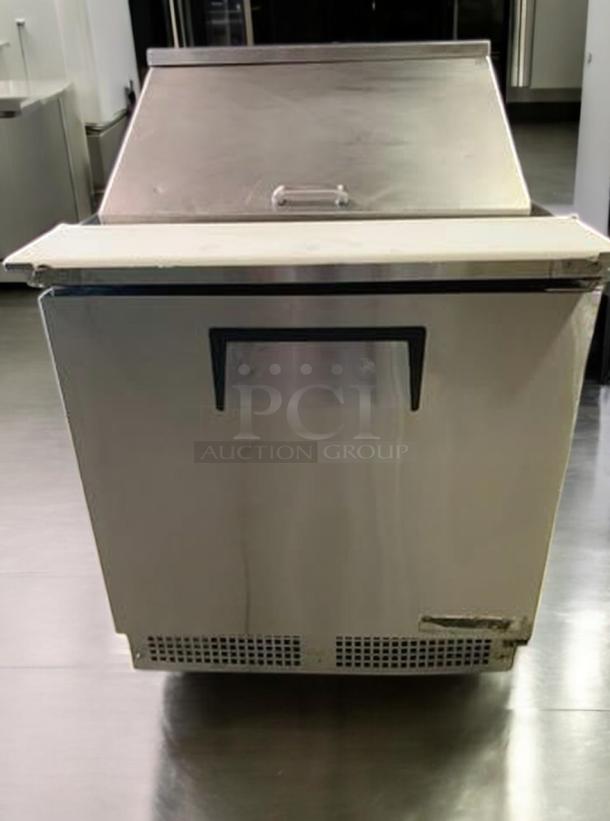 True TSSU-27-08-HC 27" sandwich/salad prep table in outstanding condition, stainless steel, 115V, fully tested and working.