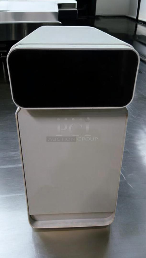 Excellent condition commercial espresso machine, Anhui Linkbar Double Favor model, 110V, fully tested and working.