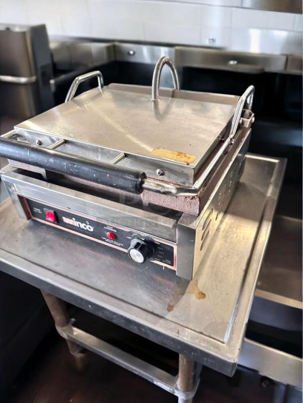 INCO EPG-1C Panini Grill, superb condition, 120V, stainless steel, single countertop model, tested and working.