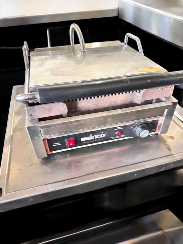 INCO EPG-1C Panini Grill in superb condition, 120V, stainless steel, labeled control panel, fully tested, model by Winco.