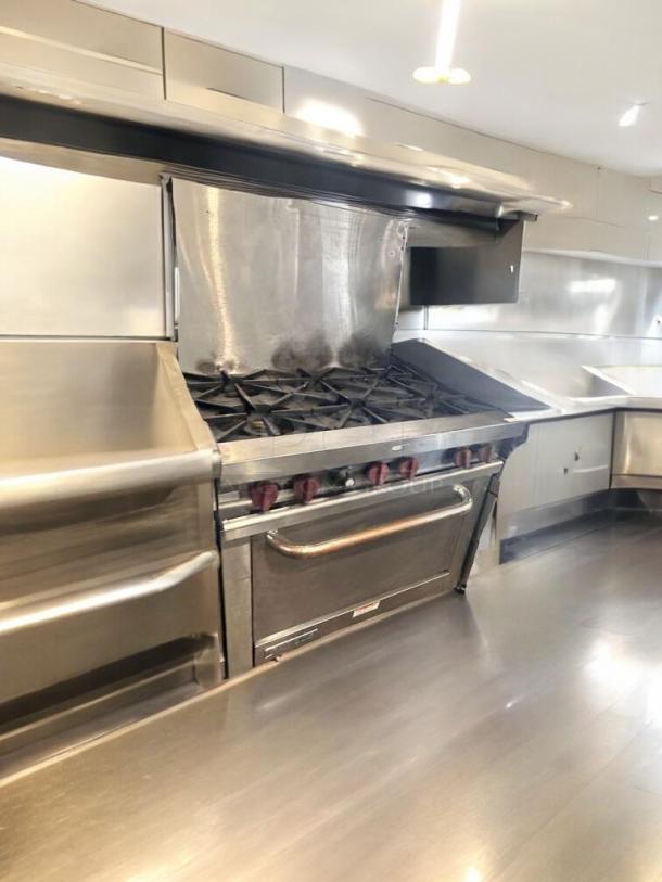 Southbend 4361D 6-burner gas range with standard oven, natural gas, prime condition, fully tested and working.