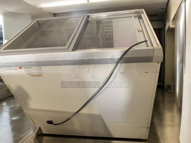 Frigidaire IK 273 commercial ice cream display freezer in superb condition, 115V, fully tested, with glass sliding doors.