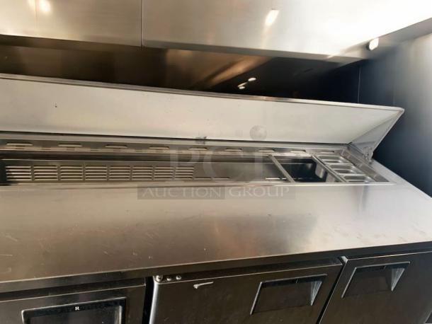 Everest EPBNR3 3-door refrigerated sandwich prep table, superb condition, stainless steel, fully tested, 115V, assembled in Korea.