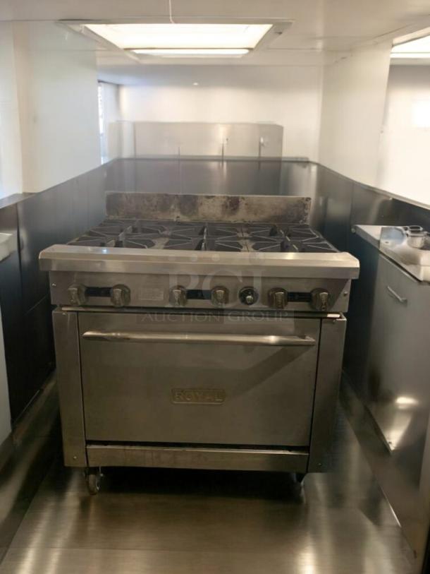 Royal RR-6, 6-burner gas range with standard oven, immaculate condition, natural gas, fully tested, Royal branding visible.