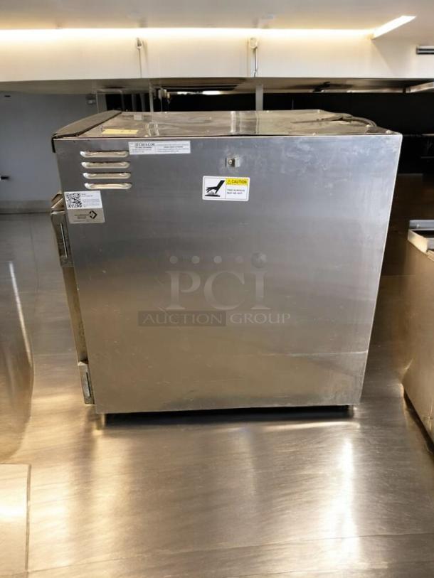 Cres Cor H137SUA5D electric hot holding cabinet, stainless steel, 120V, outstanding condition, fully tested and working.