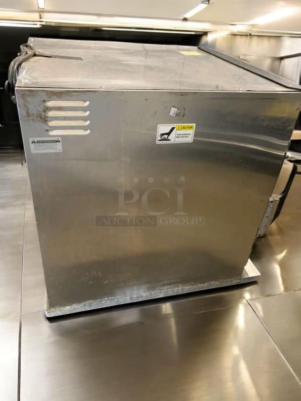 Cres Cor H137SUA5D electric hot holding cabinet, stainless steel, outstanding condition, 120V, tested and working, caution label visible.