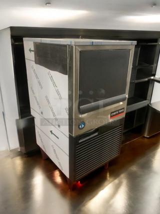 Outstanding Condition – Hoshizaki KM-81BAJ – Air-Cooled Undercounter Ice Maker – 115V – Fully Tested & Working! - Item #1219617