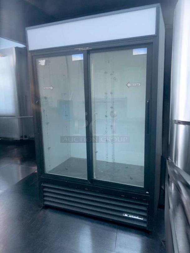 True GDM-45 2-Door Glass Merchandiser Refrigerator, prime condition, 115V, tested and working, by True Manufacturing Co.