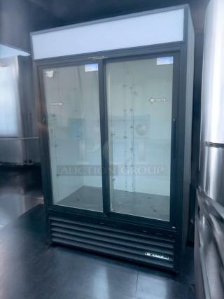 True GDM-45 2-Door Glass Merchandiser Refrigerator, prime condition, 115V, tested and working, by True Manufacturing Co.