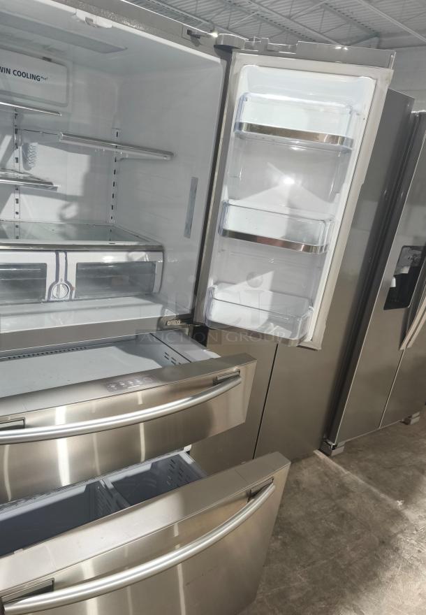 Samsung RF4287HARS 28 cu ft 4-Door French Door Refrigerator, stainless steel, FlexZone™ Drawer, excellent condition.