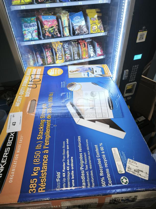 Brand new Bankers Box 925-6000 storage box, heavy-duty, 60% recycled, 385kg capacity, visible packaging details.