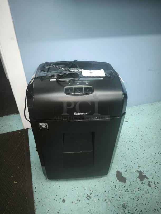 Fellowes 1800MC microcut shredder, new condition, 18-sheet capacity, 8-gallon bin, P-4 security level.