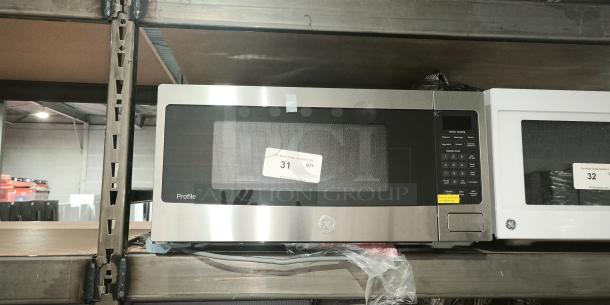 BRAND NEW GE Profile™ 1.1 cu. ft. countertop microwave PCHK11S1WSS, scratch and dent, sensor cooking, built-in capable.