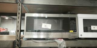 BRAND NEW GE Profile™ 1.1 cu. ft. countertop microwave PCHK11S1WSS, scratch and dent, sensor cooking, built-in capable.