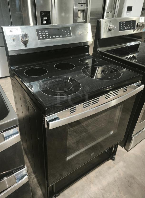 BRAND NEW SCRATCH AND DENT GE® 30-inch Freestanding Electric Convection Range, Model GRF600AVSS, with Smart/WiFi.