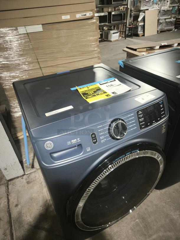 GE Profile 5.3 cu ft smart front-load washer, model PFW870SPVRS, in like-new condition. Features UltraFresh Vent System+ with OdorBlock.