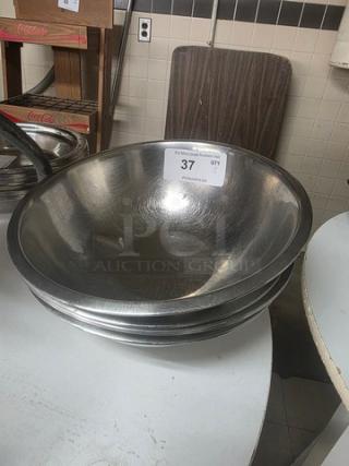 Lot of 5 miscellaneous stainless steel bowls, gently used, various sizes; auction tag labeled "37".