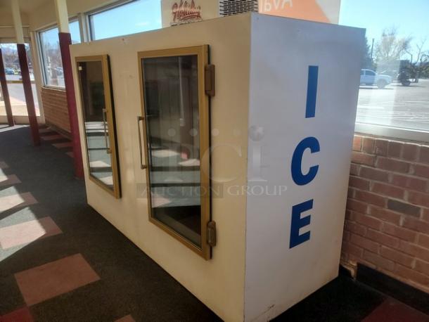 Leer Indoor Ice Merchandiser, Model M1000AGR404. Dual glass doors, sturdy handles, and "ICE" labeled on side. Well-maintained.