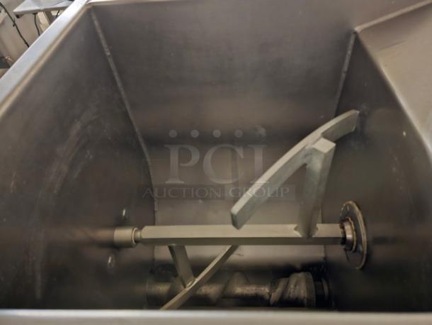 Hobart 4246HD Meat Grinder & Mixer, stainless steel, 208V, 60 Hz, 8.5 HP, 30.0 AMP, sturdy construction, interior view.