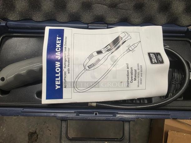 Yellow Jacket Accuprobe Refrigerant Leak Detector with heated sensor, in case with manual, used condition.
