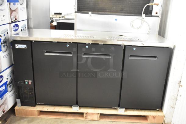 Brand new 2025 Avantco 178UDD72HC metal kegerator, three 1/2 keg capacity, with double tap towers. Scratch and dent condition.