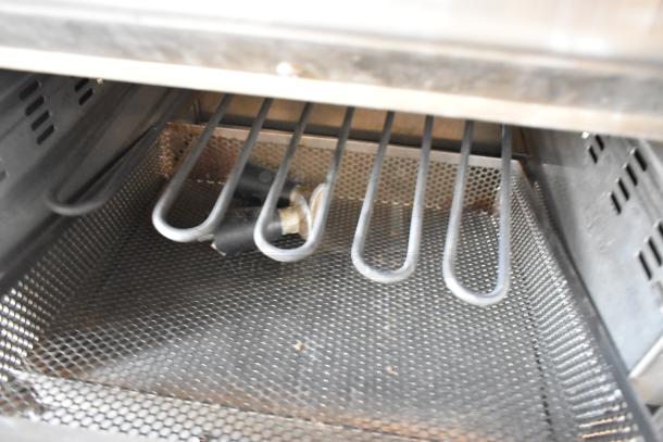 QNC GF5 Stainless Steel Electric Fryer, ventless, greaseless, 208V, 1 phase; shows interior heating elements and perforated tray.