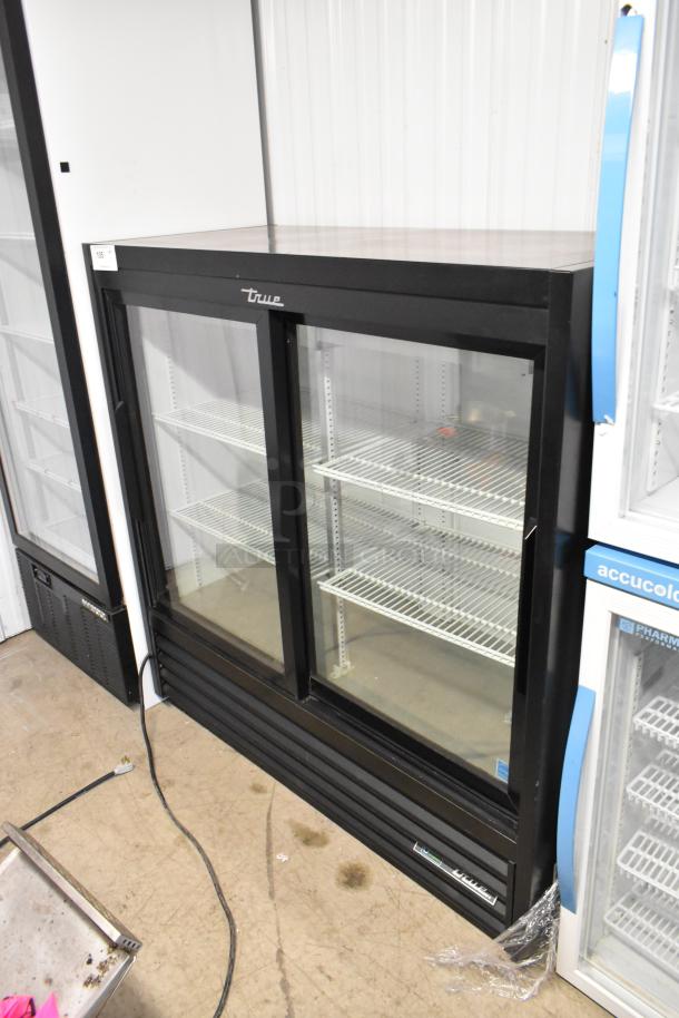 2020 True GDM-41SL-48-HC-LD 2-Door Reach-In Cooler Merchandiser, metal, poly-coated racks, 115V, excellent condition.
