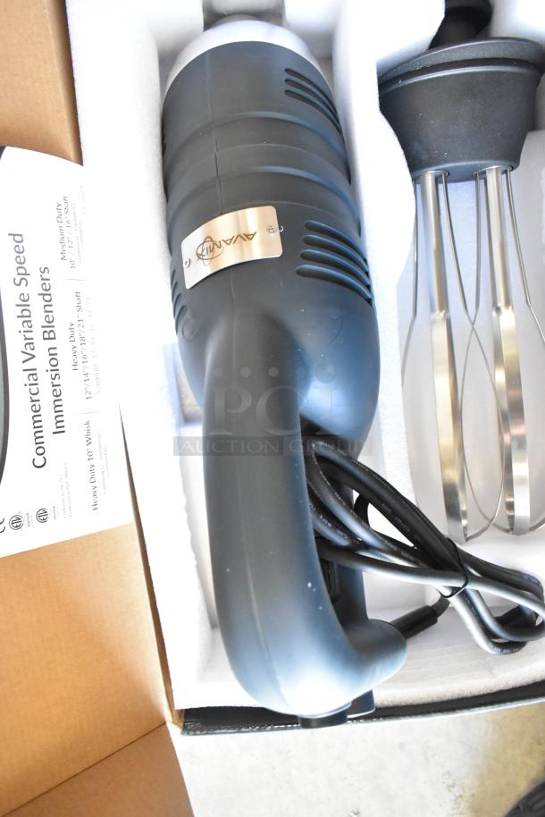 BRAND NEW SCRATCH AND DENT! AvaMix 928IBHDW10 immersion blender, heavy-duty, variable speed, 10" whisk, 1 1/4 hp, 120V.