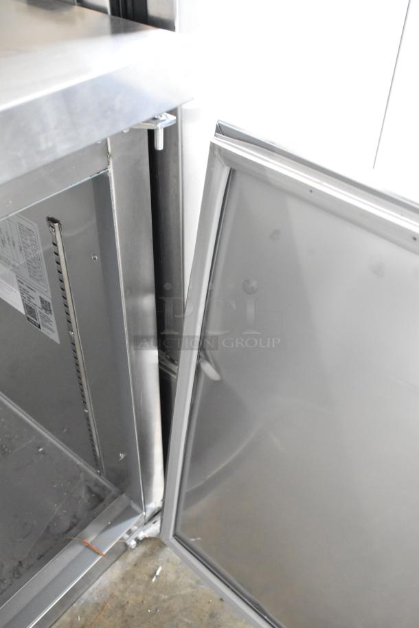 Brand new 2025 Avantco 178SSPPT3 stainless steel pizza prep table, 115 volts, 1 phase. Scratch and dent condition.