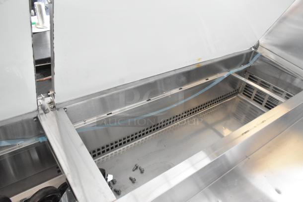Brand new 2025 Avantco 178SSPPT3 stainless steel pizza prep table, 115V, 1 phase. Scratch and dent condition.