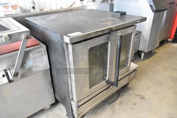 Garland SunFire SDG-1 convection oven, stainless steel, gas-powered, view-through doors, thermostatic controls, 80,000 BTU.