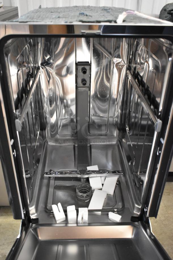 2025 Honeywell HDS18SS stainless steel undercounter dishwasher, 18" slimline. New, scratch and dent. 115V, 1 phase.