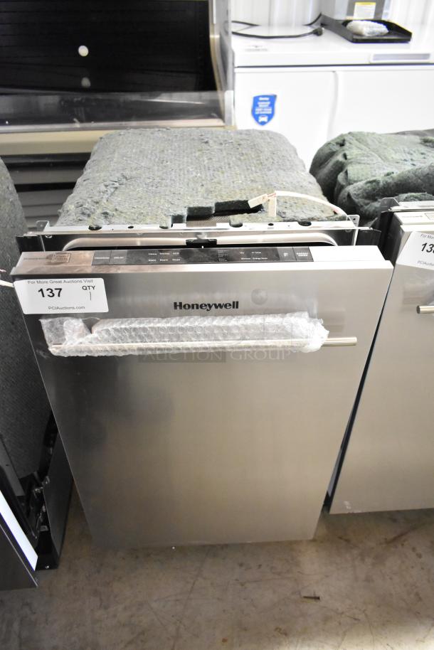 Brand new Honeywell HDS18SS 2025 stainless steel 18" slimline dishwasher, undercounter, 115V, 1 Phase, with minor scratches.