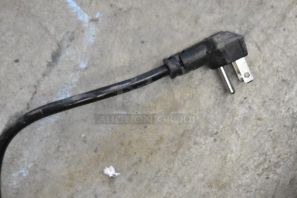 Power cord for Danby DCF100A6WM chest freezer, 115 Volts, 1 Phase. Brand new with minor scratches, hinge lid.