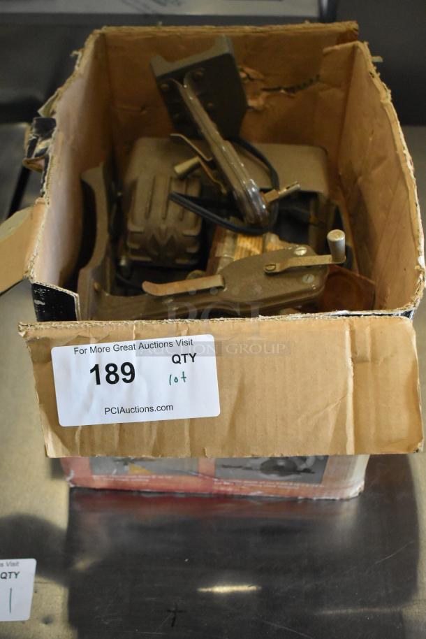 Box of various items including a Mansfield 950 8mm editor. Cardboard box, worn condition, labeled with auction tag "189 QTY 10+".