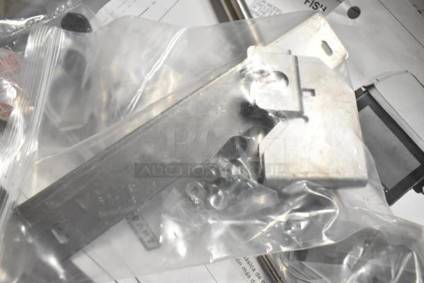 Hobart HWS-4C metal hand wrap station hot plate and label scale, 120V, 1 phase, parts in plastic packaging, commercial use.