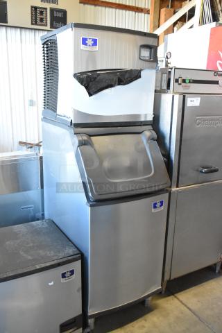 Brand new 2024 Manitowoc IDT0420A-161 Indigo NXT ice machine on bin, 470 lb capacity, minor surface flaws, 115V, 1 Phase.