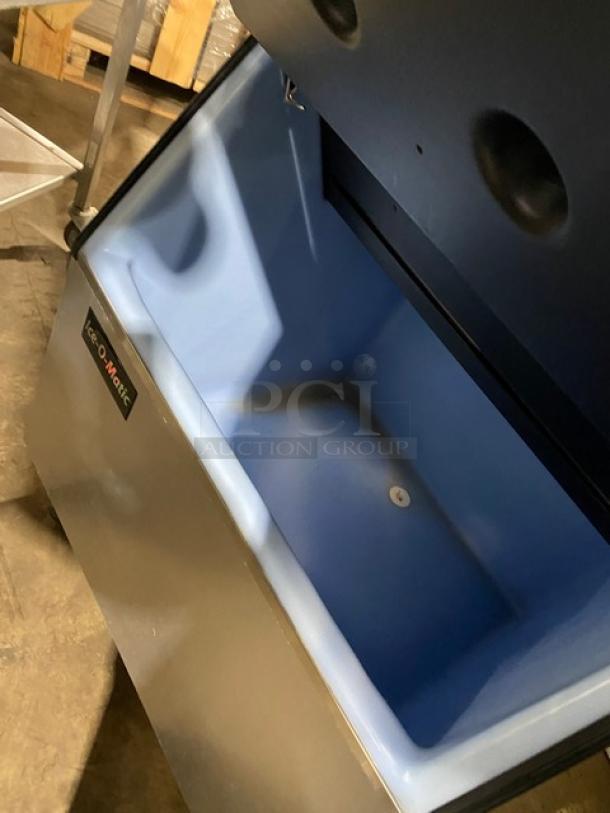 Ice-O-Matic ICE0400HA5 stainless steel ice maker/bin combo, Energy Star certified, 115V 1 phase, on legs. Serial: 15011280011718.