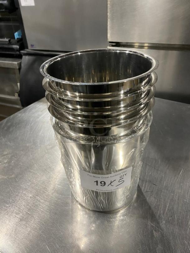 Winco Stainless Steel 4.25 Quart Bain Marie, Model BAM-4.25, new condition, with label indicating auction details.