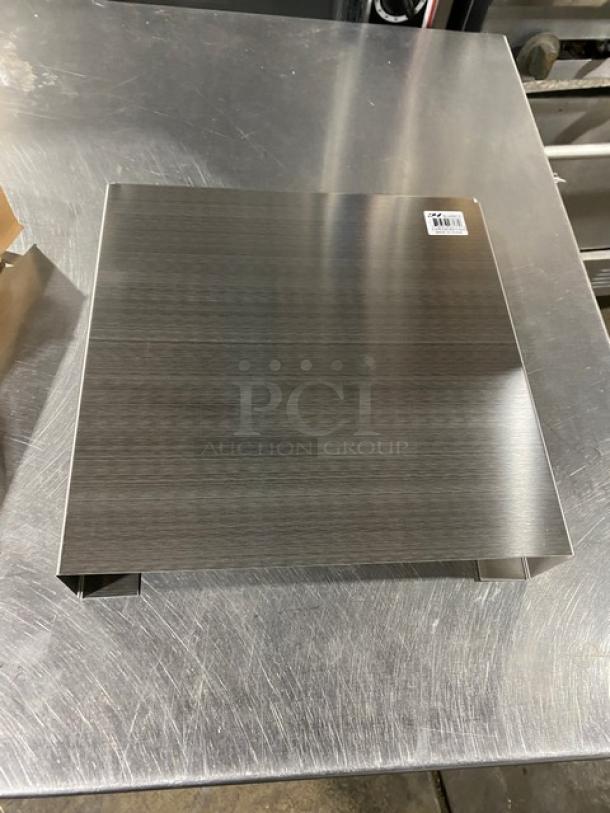 NEW Thunder Group stainless steel knife rack, Model SLKR012, pristine condition, commercial-grade.