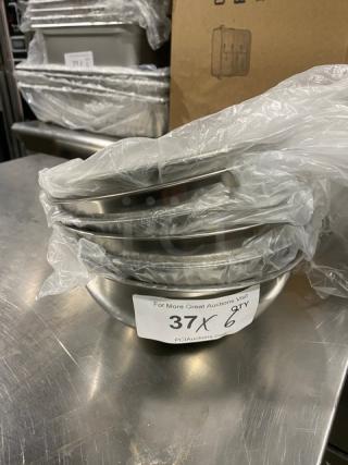 NEW Vollrath commercial stainless steel round 3-quart kitchen bowls, set of 6, with protective plastic wrap, unused condition.