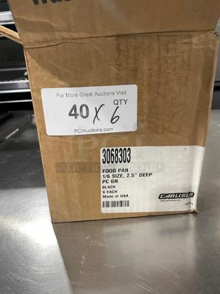 New Carlisle black 1/6-size food pan, model 3068303, 2.5" deep. Box shows "Made in USA" and includes 6 pans.