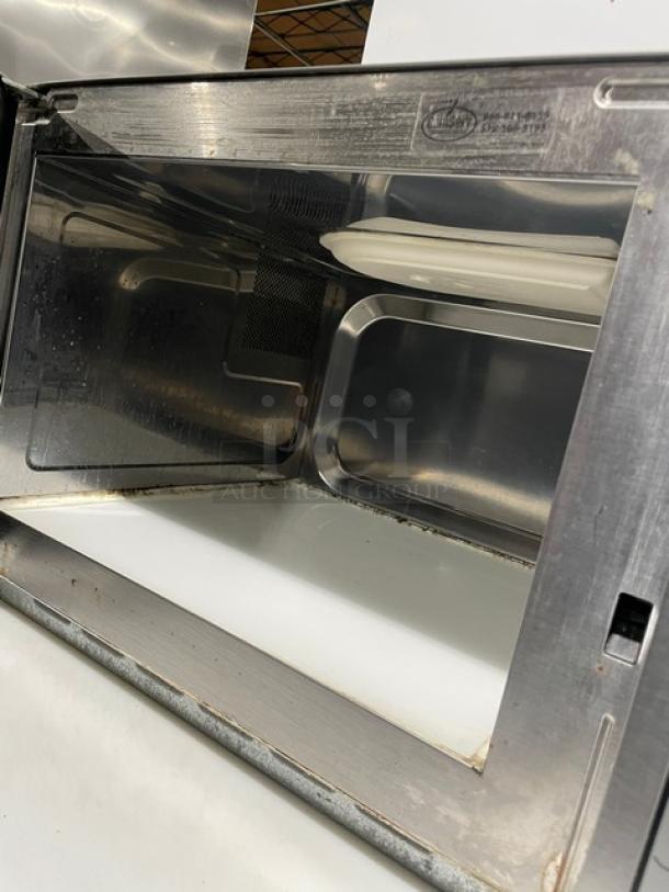 Amana RCS10TS 2021 commercial stainless steel countertop microwave oven, digital push control, model SN 2105140242, 120V.